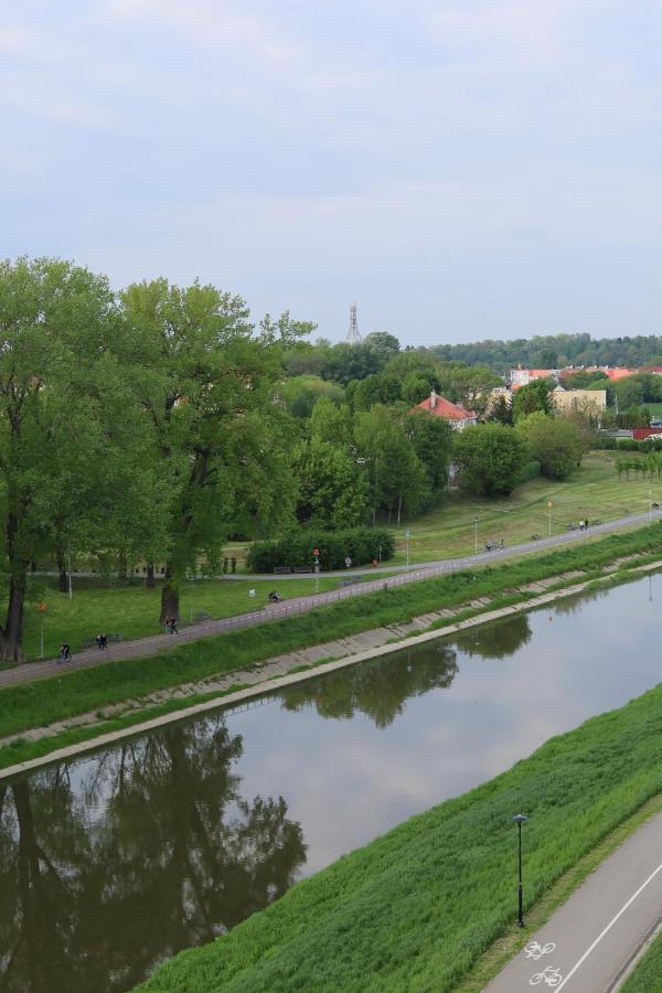 Capital Towers - Apartament Modern Z Widokiem Na Rzeke Rzeszów Buitenkant foto