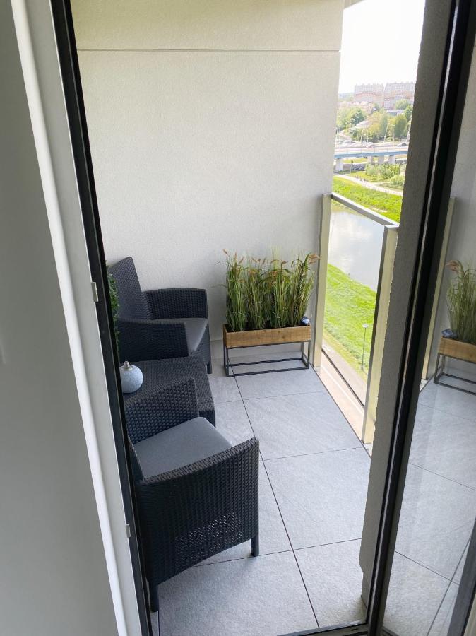 Capital Towers - Apartament Modern Z Widokiem Na Rzeke Rzeszów Buitenkant foto